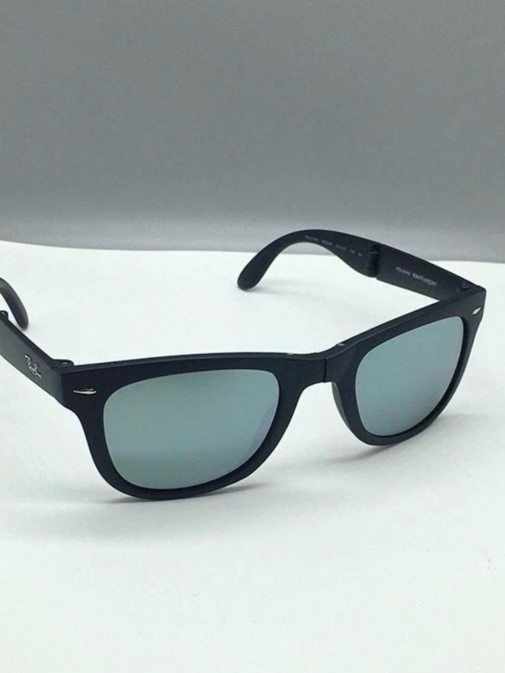 NWT Ray-Ban Folding Wayfarer RB4105 Black Silver Mirror 50mm - Picture 12 of 17